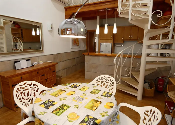 Casa Rena 펜션 데니아